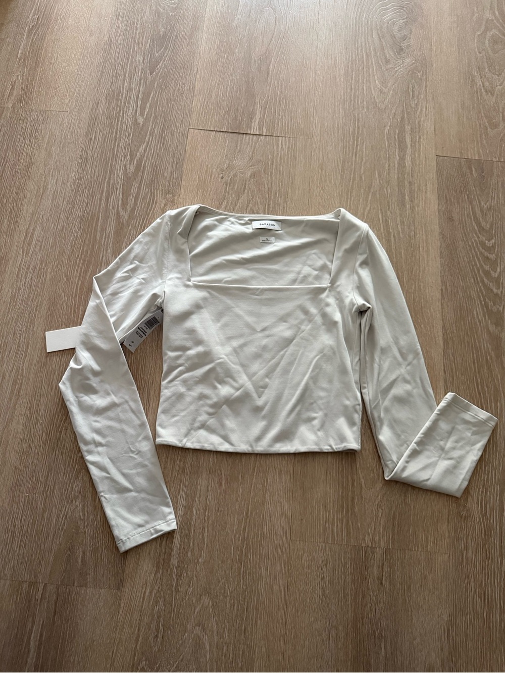 Babaton Square-Neck Long Sleeve Crop Top